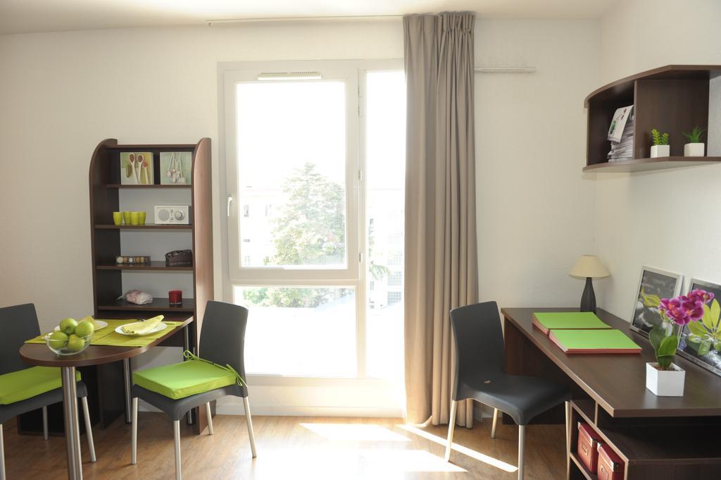 Residence Parc Harmonie Lyon Rom bilde